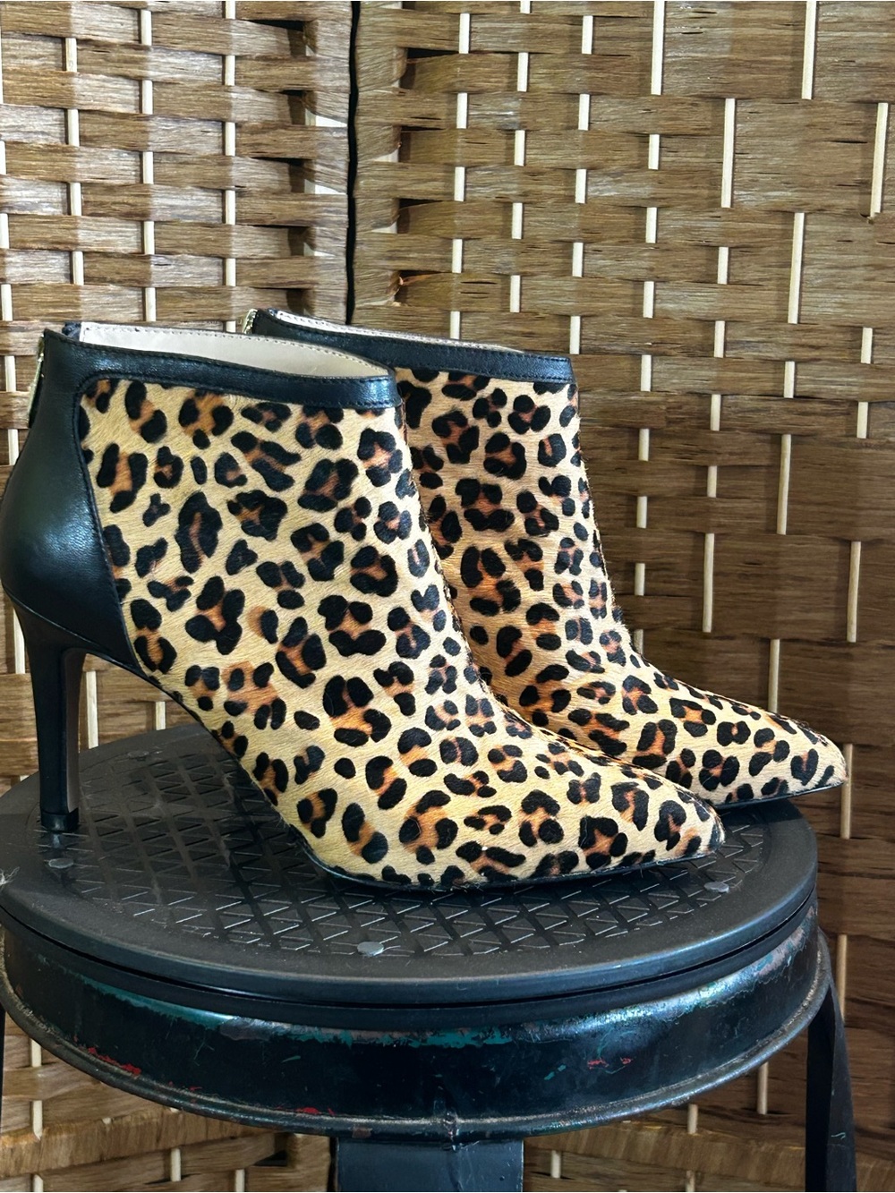 Leopard Print Genuine Calf Hair Stiletto Ankle Boots Size 9M NWOT
